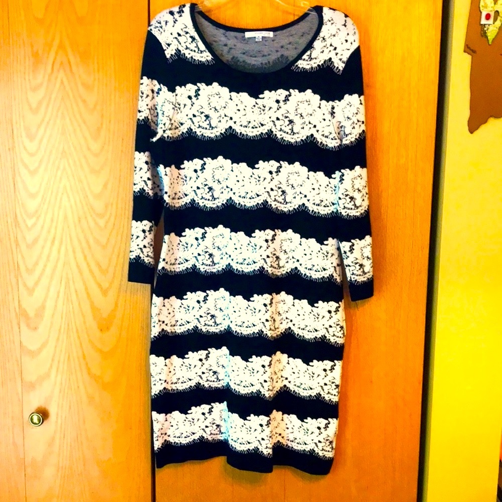 NEW Studio One New York MED soft black and white knit lace print sweater dress
